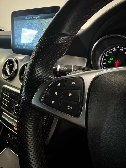 Mercedes-Benz GLA Class 1.6 Gla200 Sport Suv Euro 6 Ss 156 Grey #24