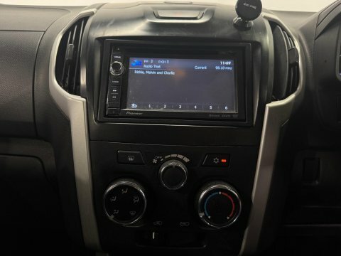 Isuzu D-Max Td Eiger Dcb 164 White #10