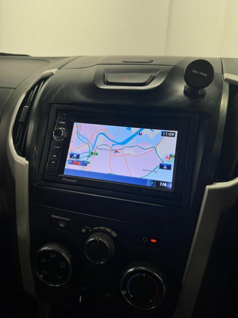 Isuzu D-Max Td Eiger Dcb 164 White #19