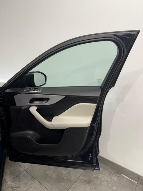 Jaguar F-Pace V6 S Awd White #12