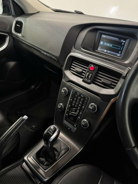 Volvo V40 D2 120 Se  #18
