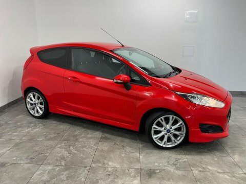 Ford Fiesta 1.0T Ecoboost Zetec Red #2