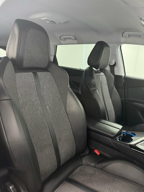 Peugeot 5008 Active Black #9