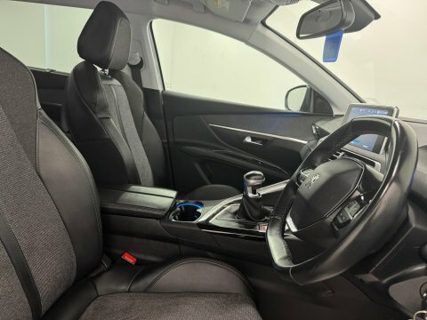 Peugeot 5008 Active Black #10