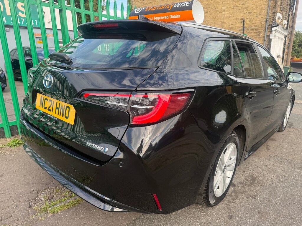Toyota Corolla 1.8 Vvt-i Hybrid Icon Tech Cvt Black #2