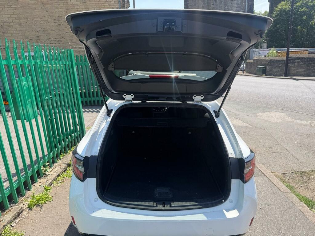 Suzuki Swace Silver #12