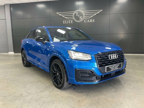 Audi Q2 1.5 Q2 Black Blue #4