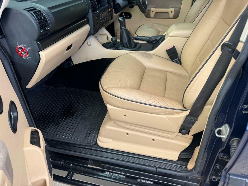 Land Rover Discovery 2.5 Td5 Landmark 7 Seats  #55