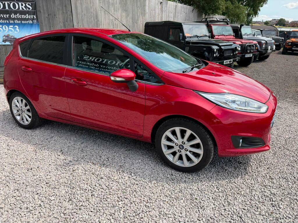 Ford Fiesta 1.0T Ecoboost Titanium Powershift Euro 6 Red