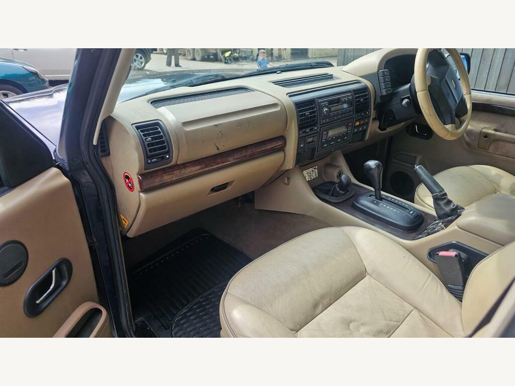 Land Rover Discovery 2.5 Td5 Serengeti 7Str 137 Bhp Black #50