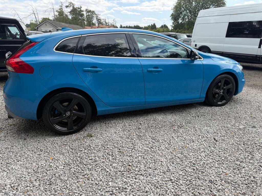 Volvo V40 D2 R-design Was 9,599 #26