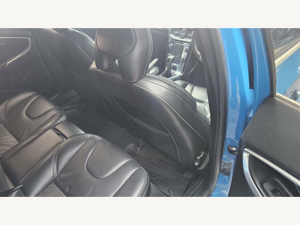 Volvo V40 D2 R-design Was 9,599 #19