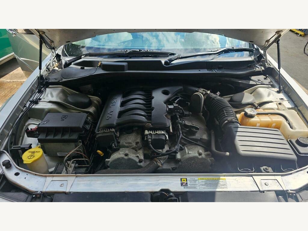 Chrysler 300C 3.0 Crd V6 Saloon 215 Gkm, Silver #16