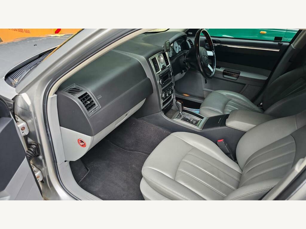 Chrysler 300C 3.0 Crd V6 Saloon 215 Gkm, Silver #53