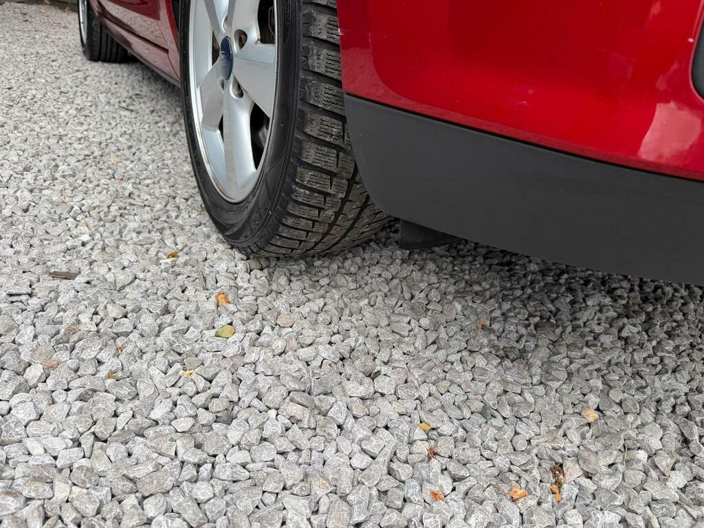 Ford Focus Sport 5-Door Blue #29