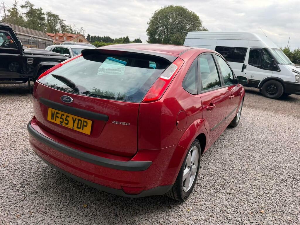 Ford Focus Sport 5-Door Blue #16