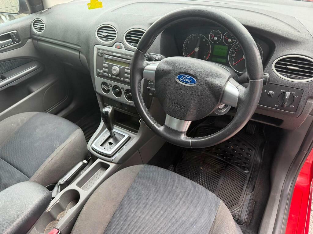 Ford Focus Sport 5-Door Blue #21