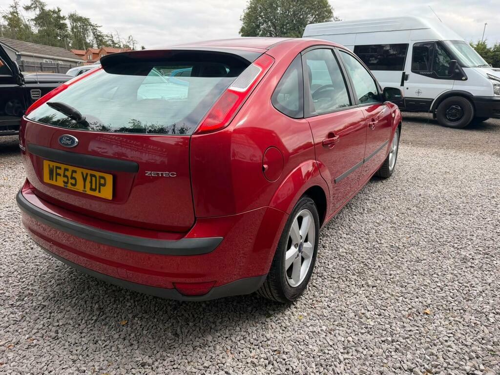 Ford Focus Sport 5-Door Blue #8