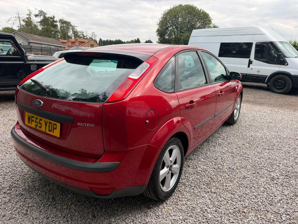 Ford Focus Sport 5-Door Blue #17