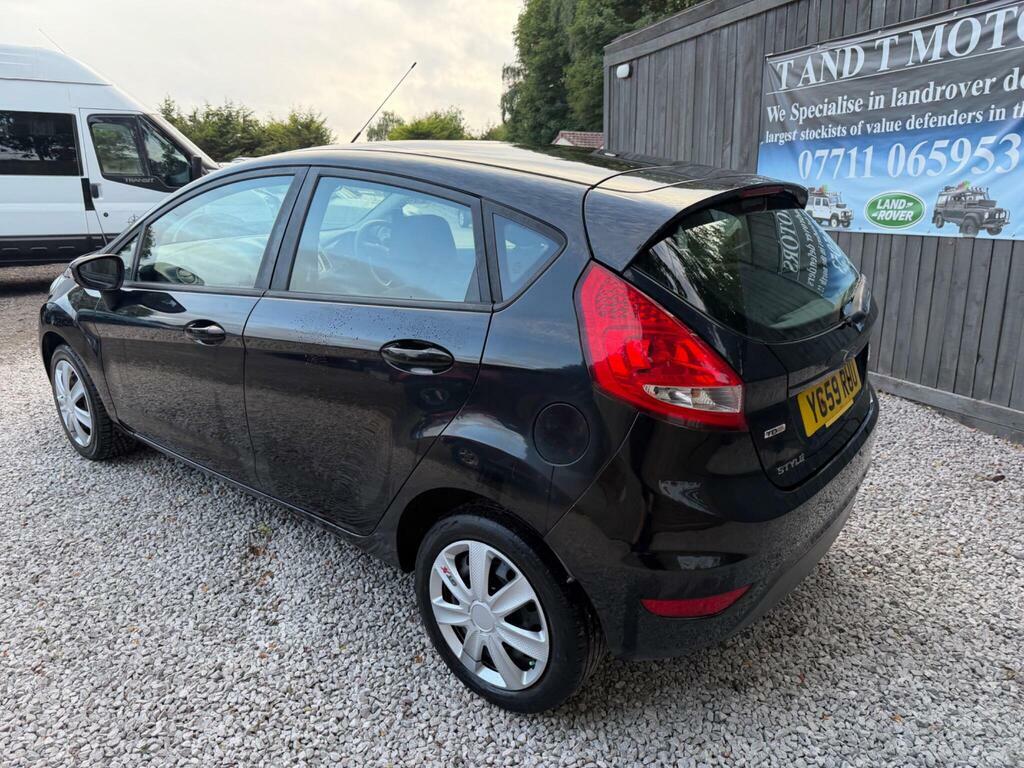 Ford Fiesta 1.4 Tdci Style Black #4