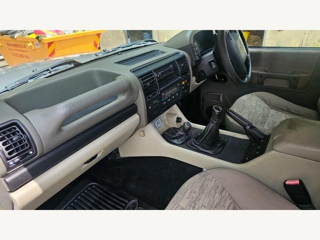 Land Rover Discovery 2.5 Td5 Es Premium Black #40