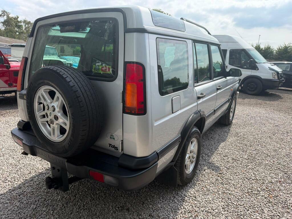 Land Rover Discovery 2.5 Td5 Es Premium Black #24