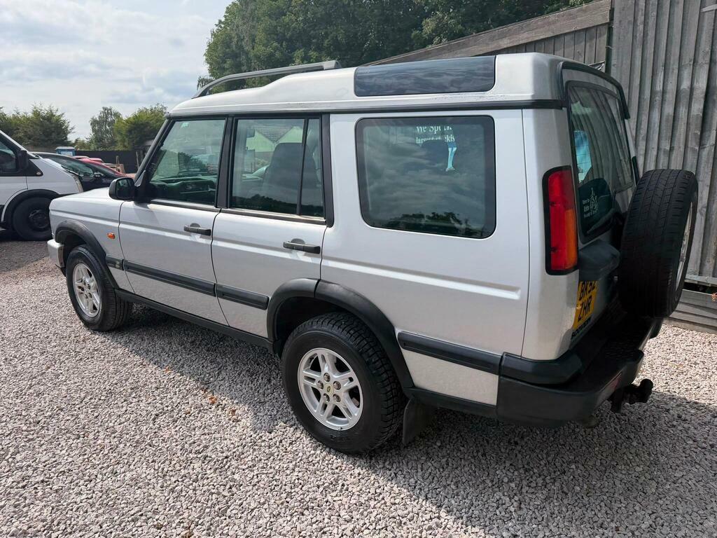 Land Rover Discovery 2.5 Td5 Es Premium Black #4