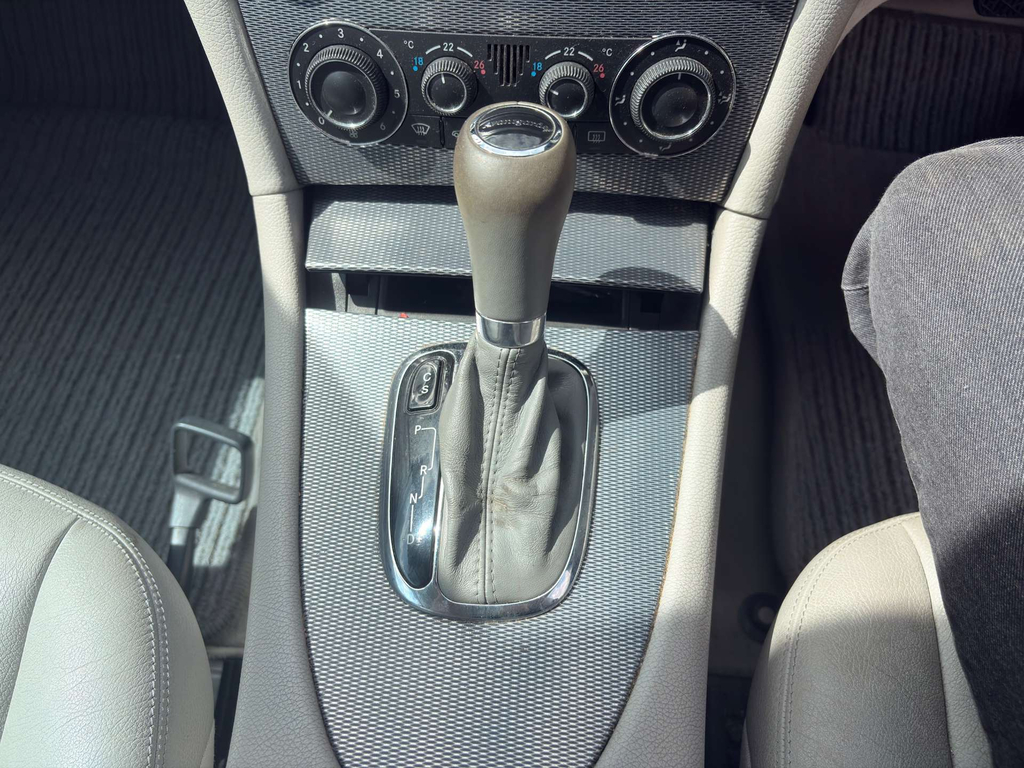 Mercedes-Benz CLK 2.1 Clk220 Cdi Sport Black #37