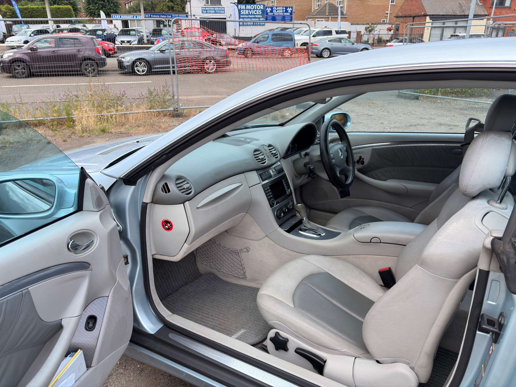 Mercedes-Benz CLK 2.1 Clk220 Cdi Sport Black #43
