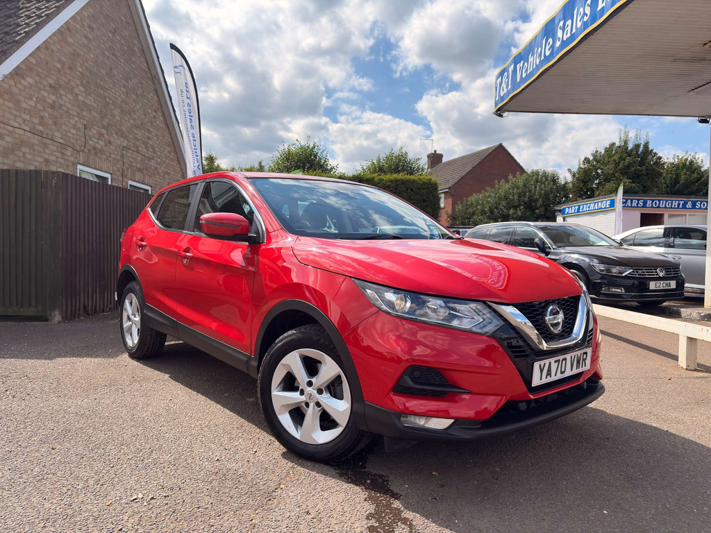 Nissan Qashqai Qashqai Acenta Premium Dig-t Red