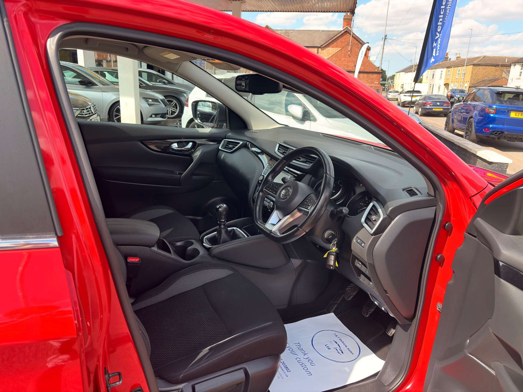 Nissan Qashqai 1.3 Dig-t N-connecta Glass Roo... Blue #31