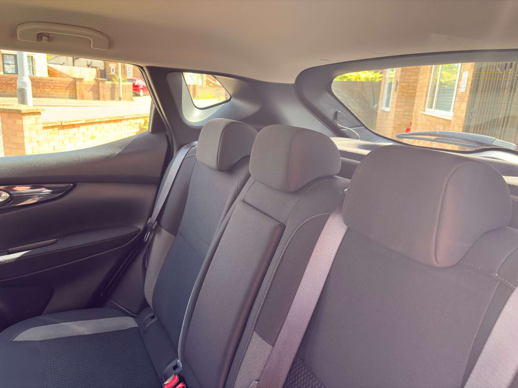 Nissan Qashqai 1.3 Dig-t N-connecta Glass Roo... Blue #53