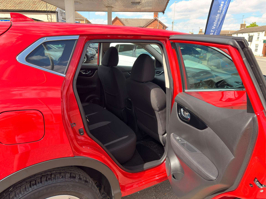 Nissan Qashqai 1.3 Dig-t N-connecta Glass Roo... Blue #44