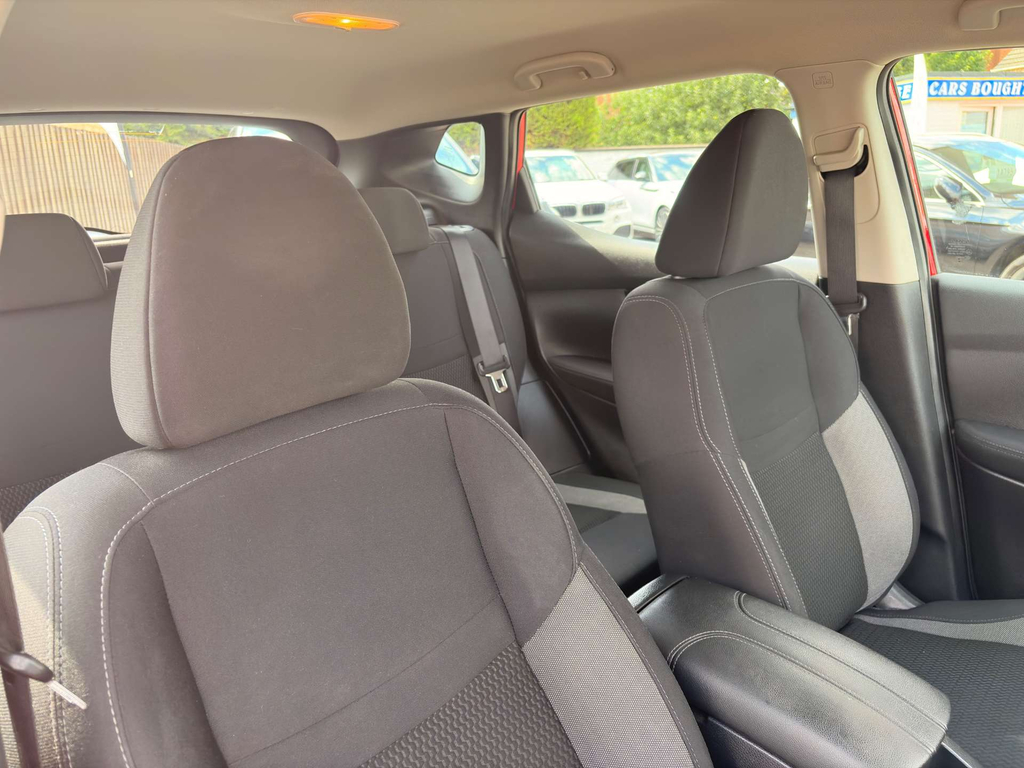 Nissan Qashqai 1.3 Dig-t N-connecta Glass Roo... Blue #36