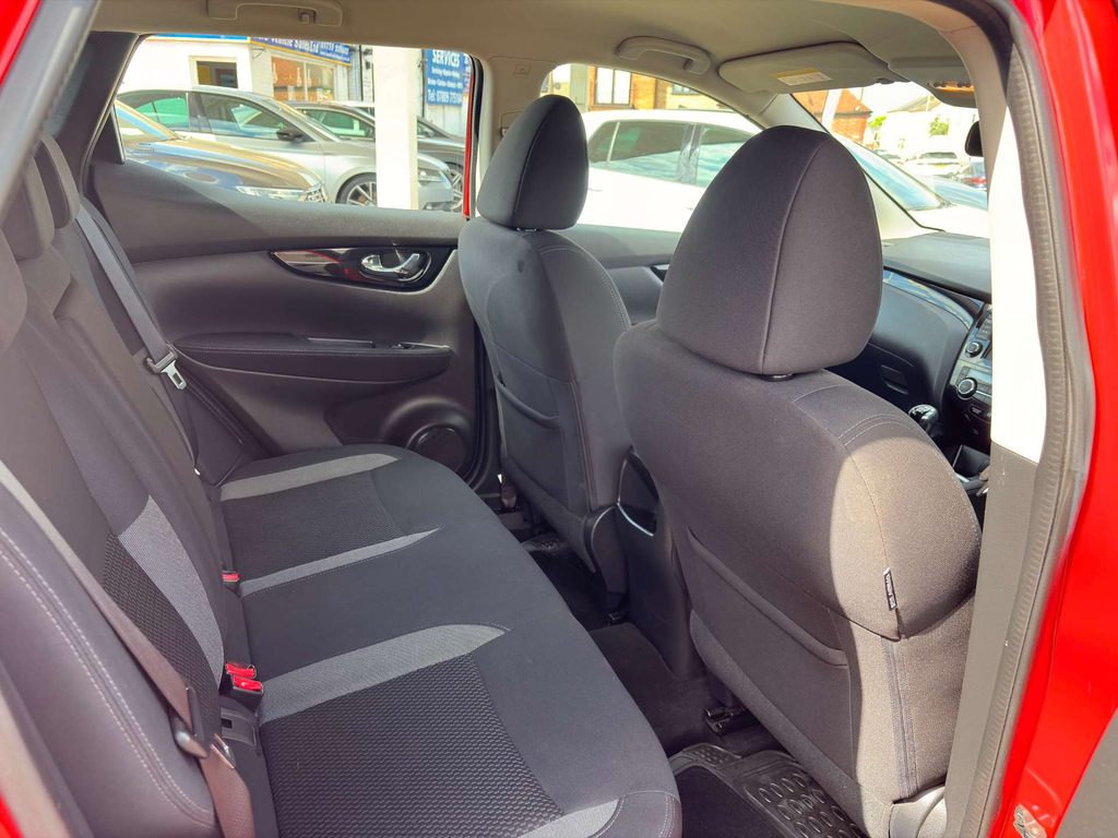 Nissan Qashqai 1.3 Dig-t N-connecta Glass Roo... Blue #52
