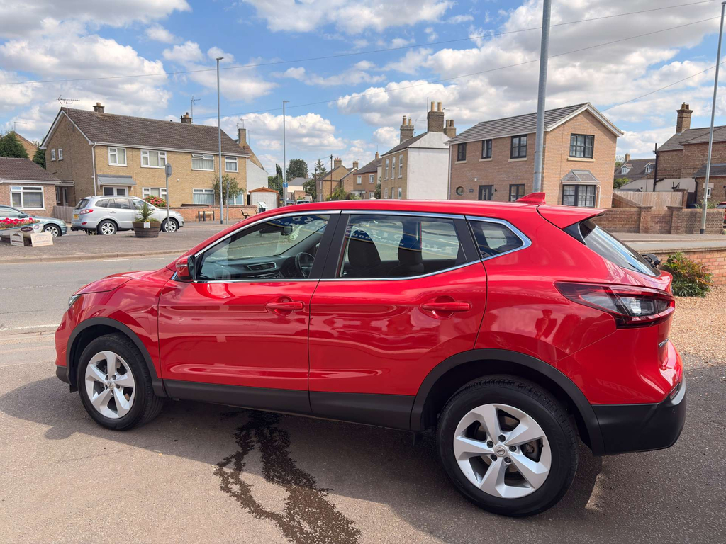 Nissan Qashqai 1.3 Dig-t N-connecta Glass Roo... Blue #12