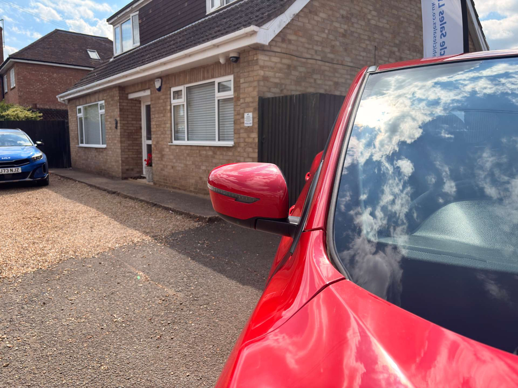 Nissan Qashqai 1.3 Dig-t N-connecta Glass Roo... Blue #19
