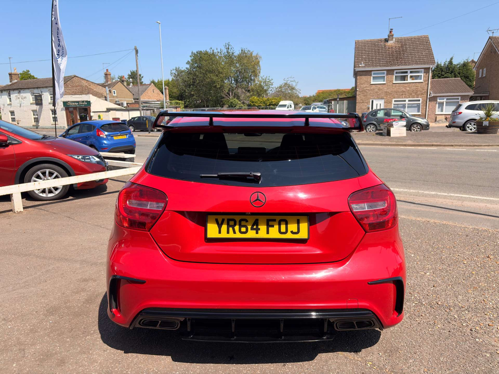 Mercedes-Benz A Class Blueefficiency Amg Sport Cdi Red #6