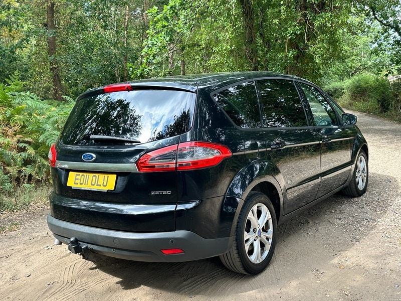 Ford S-Max Zetec Black #4