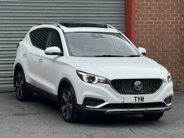 MG ZS 44.5Kwh Exclusive Suv 143 Ps White #3