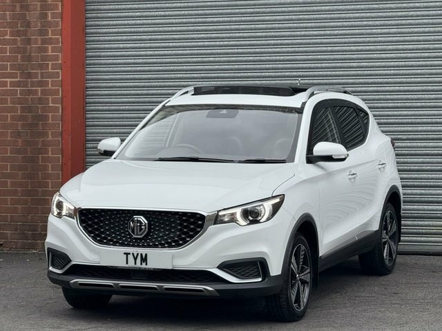 MG ZS 44.5Kwh Exclusive Suv 143 Ps White #4