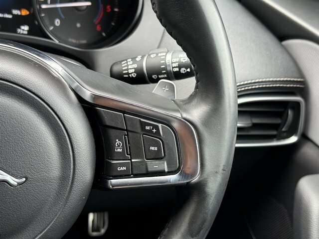 Jaguar F-Pace 2017 2.0 P250i R-sport Suv Awd Eur Grey #27