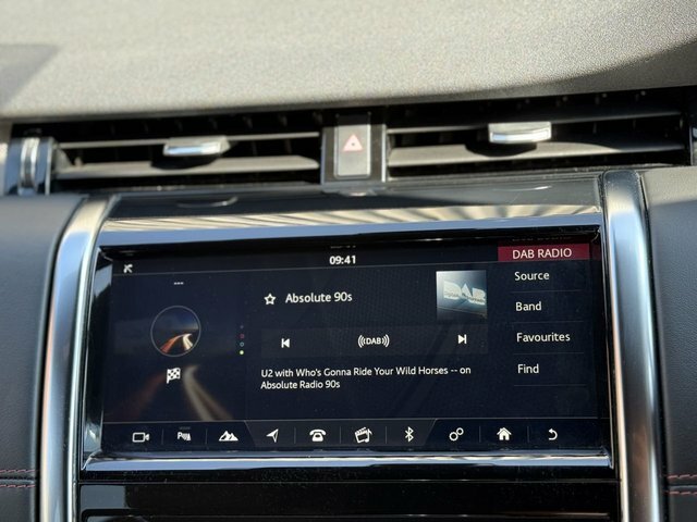 Land Rover Discovery Sport 2.0 P200 Se Black #30