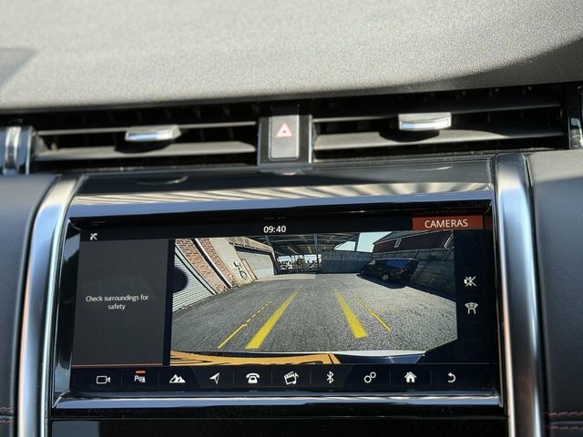 Land Rover Discovery Sport 2.0 P200 Se Black #33