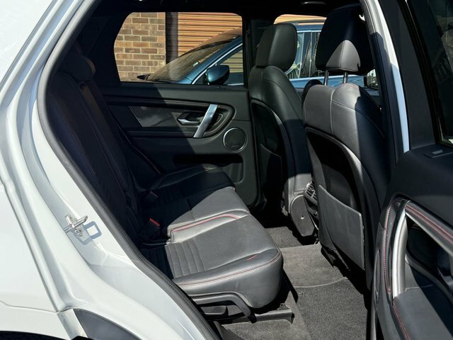 Land Rover Discovery Sport 2.0 P200 Se Black #17