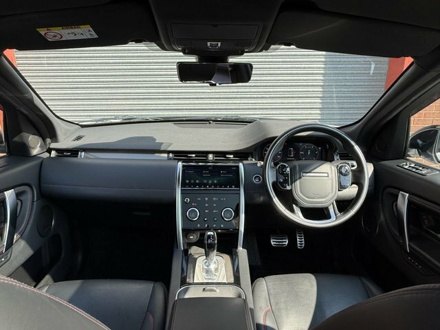 Land Rover Discovery Sport 2.0 P200 Se Black #11