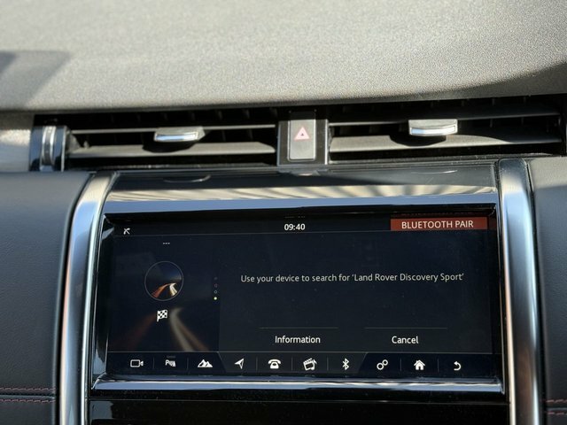 Land Rover Discovery Sport 2.0 P200 Se Black #31