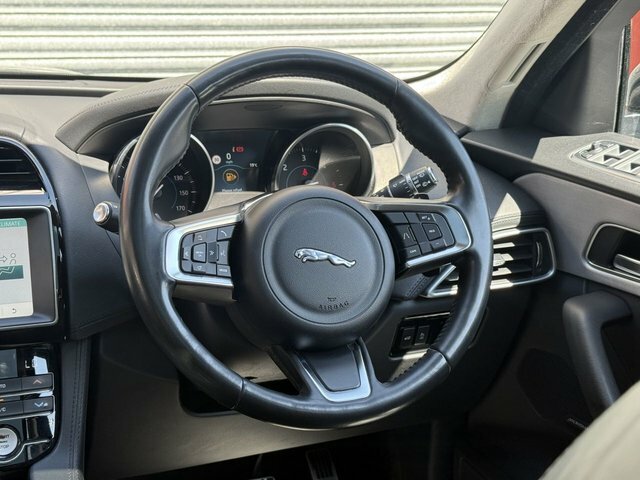 Jaguar F-Pace Silver #27