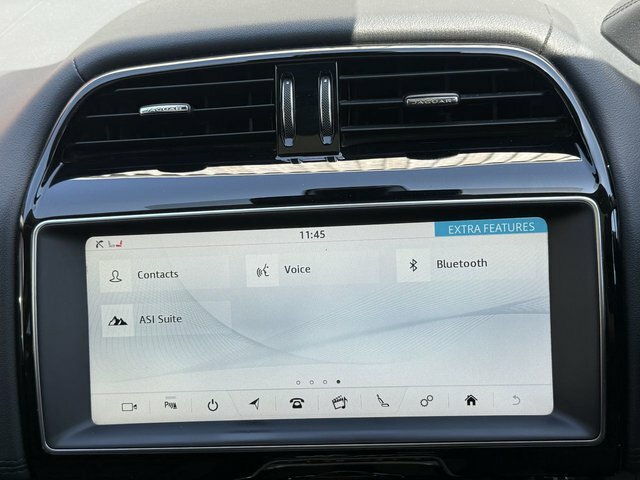 Jaguar F-Pace Silver #24