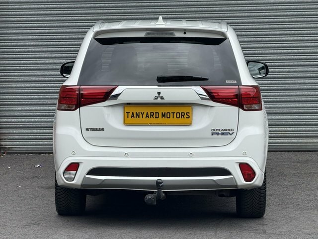 Mitsubishi Outlander 2.0H 12Kwh 5Hs Suv Plug-in Hybrid Cvt 4 White #6